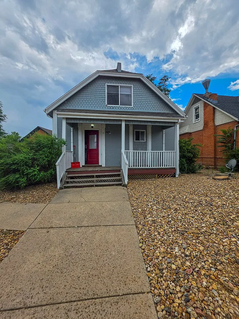 1742 Walnut — Photo 1