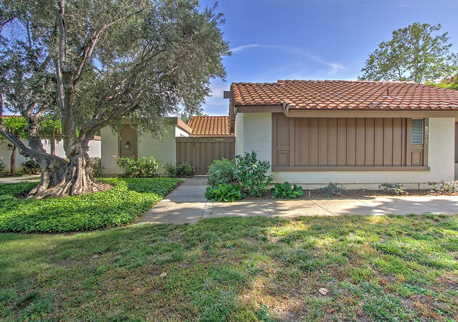 Wow! What a Great Home! Available Soon! — Photo 2
