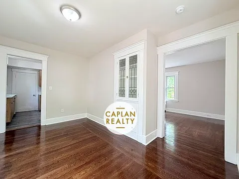 150 Crescent St — Photo 6