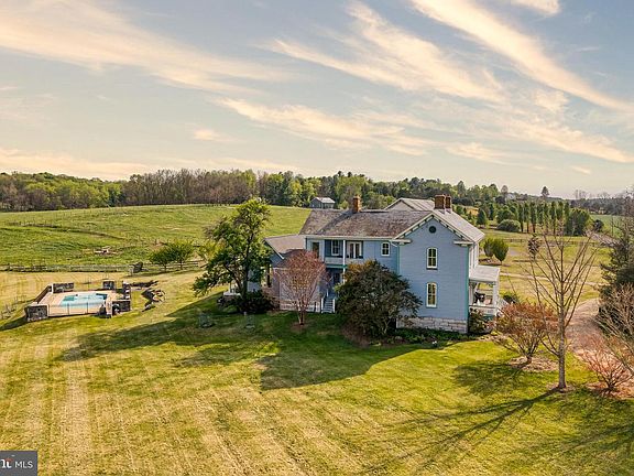 4th image of 3691 Conicville Rd