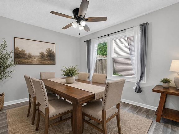 5th image of 1039 Knollwood Ln