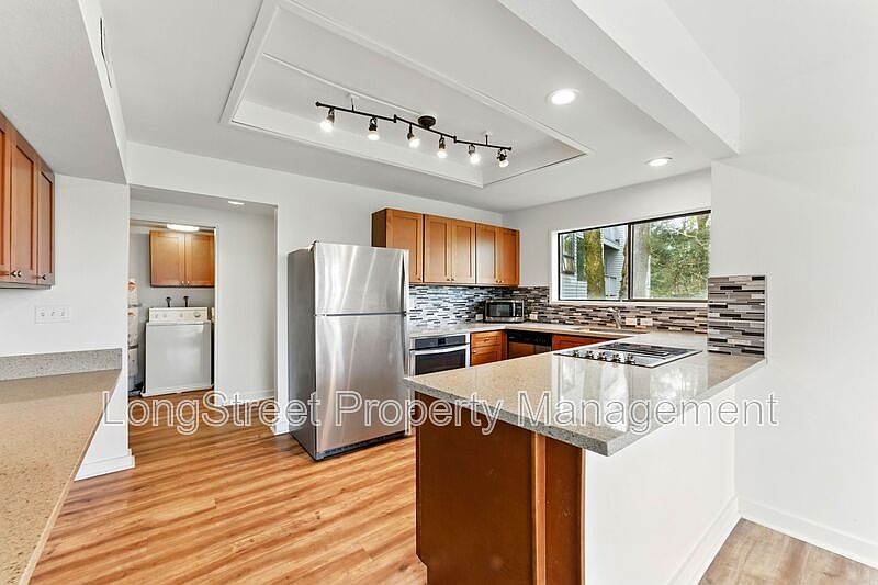 1st image of 48 Eagle Crest Dr APT 2C