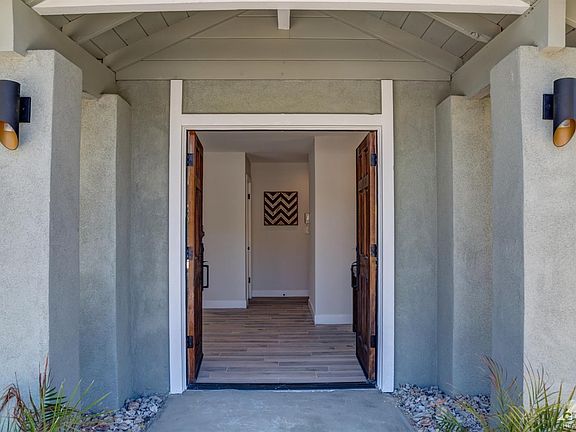 2nd image of 1230 S San Joaquin Dr