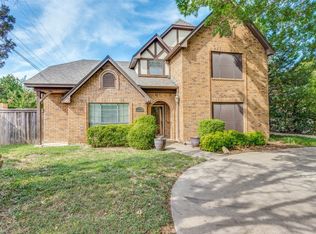 1001 Rio Grande Dr, Benbrook, TX 76126