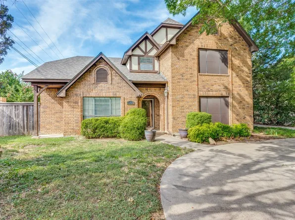 1001 Rio Grande Dr, Benbrook, TX 76126