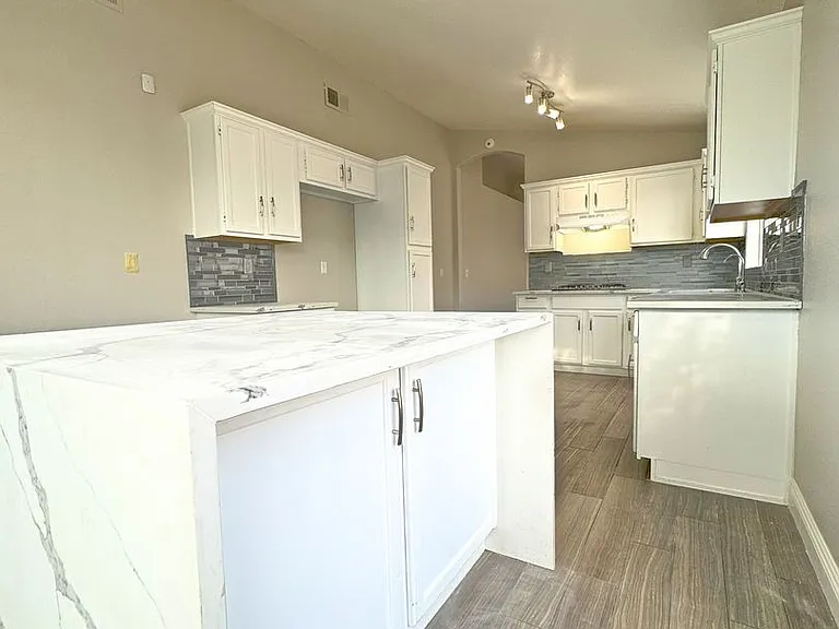 3740 Alliance St — Photo 15