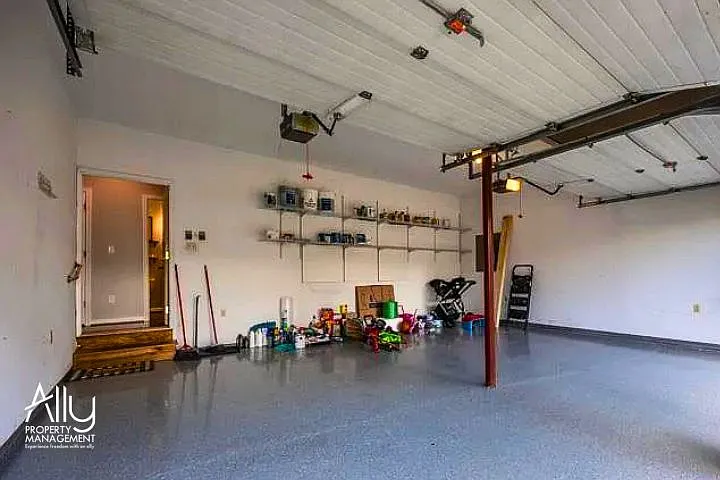 170 W Rosewood Dr — Photo 51