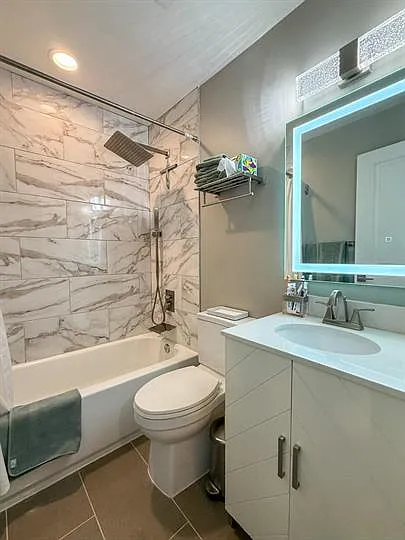 1601 N Carolina Ave NE #5 — Photo 11