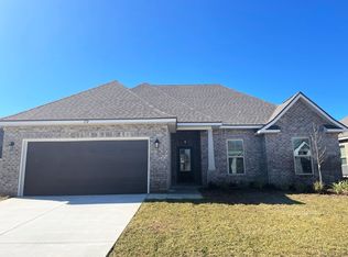 172 Hydrangea Blvd, Freeport, FL 32439