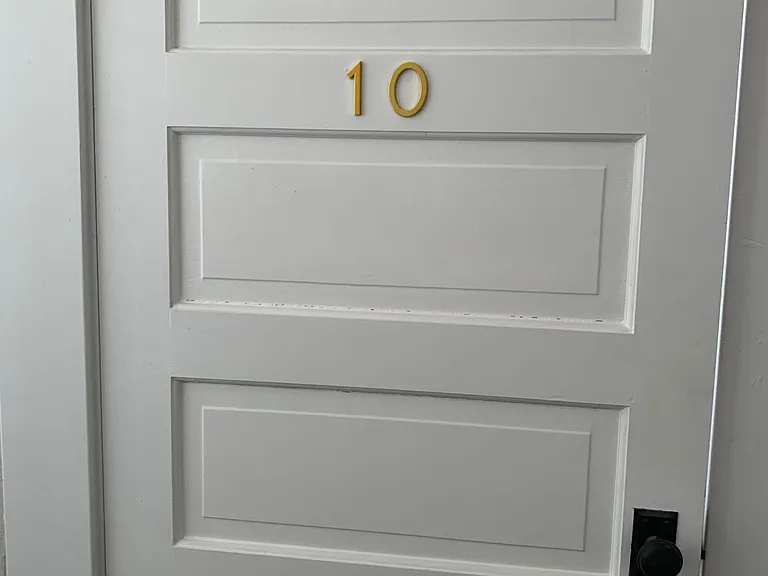 1201 N Irwin St #10 — Photo 2