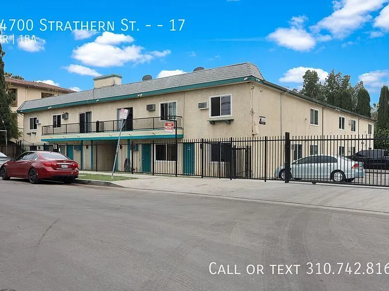 14700 Strathern St #17 — Photo 14