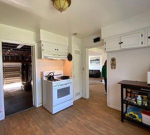 5th image of 1626 W Fedora Ave
