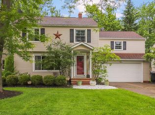 5214 E Farnhurst Rd, Lyndhurst, OH 44124