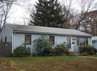 133 Adrian St, Warwick, RI 02886