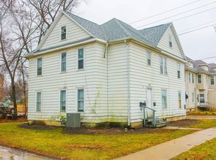 711 W 5th St, Waterloo, IA 50702