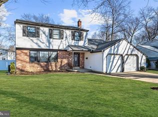 113 Sandringham Rd, Cherry Hill, NJ 08003