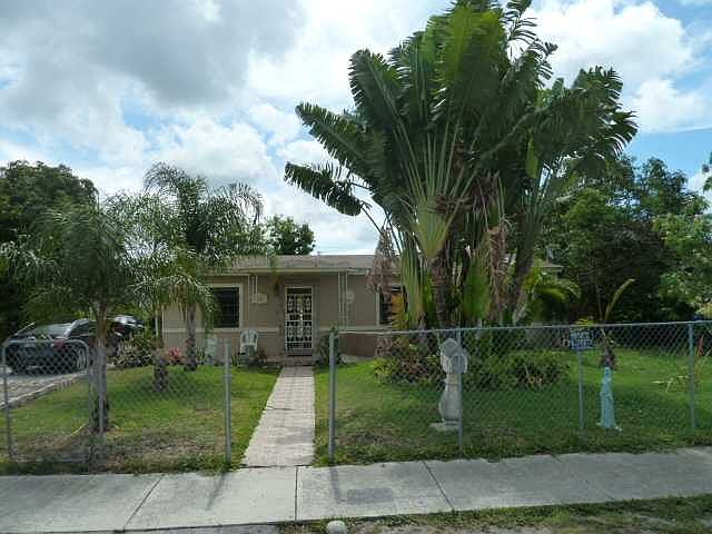 1st image of 16041 NW 18th Ct
