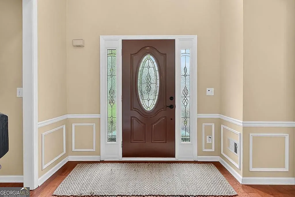 4 bed, 2660 sqft, $3,050 — Photo 4