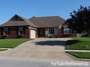 716 E Spring Dr, Ozark, MO 65721