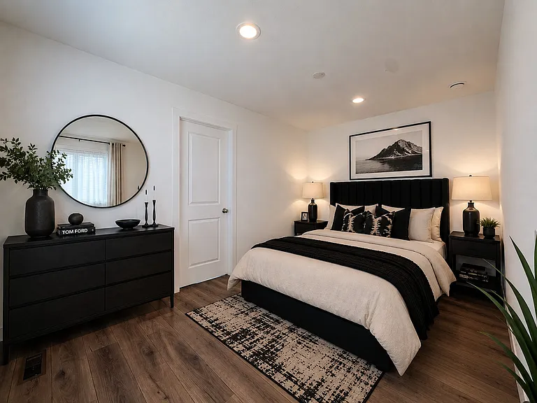 2060 N Center St #411 — Photo 5
