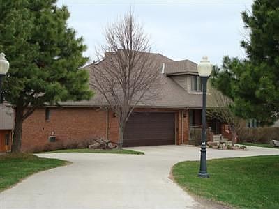 2nd image of 2608 Oxbow Rd