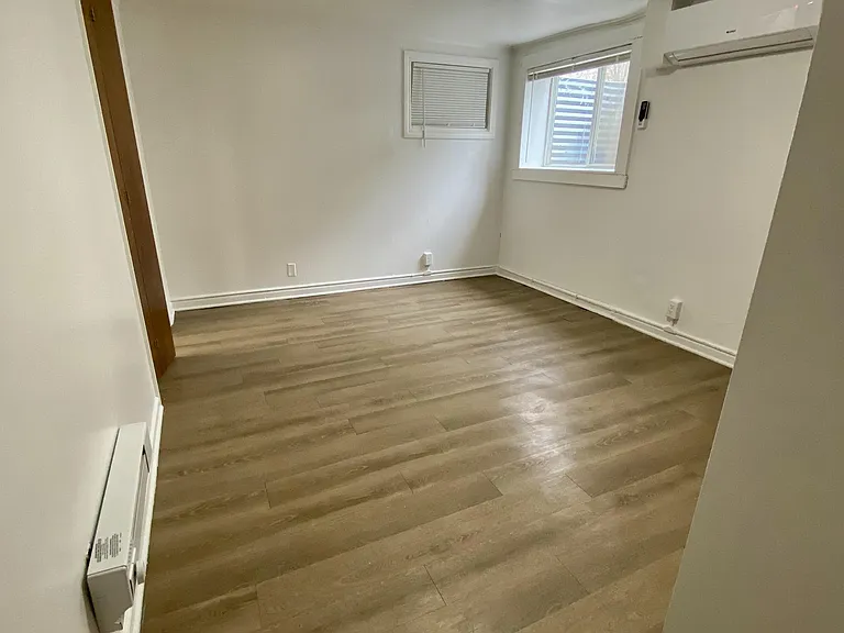 1113 W Hill St #1 — Photo 14