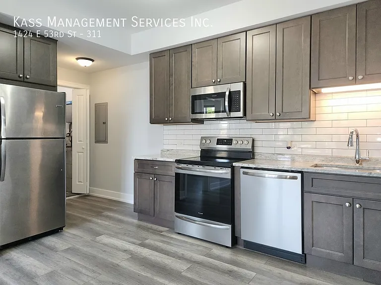 5228-34 S Blackstone / 1424-28 E 53rd St — Photo 22