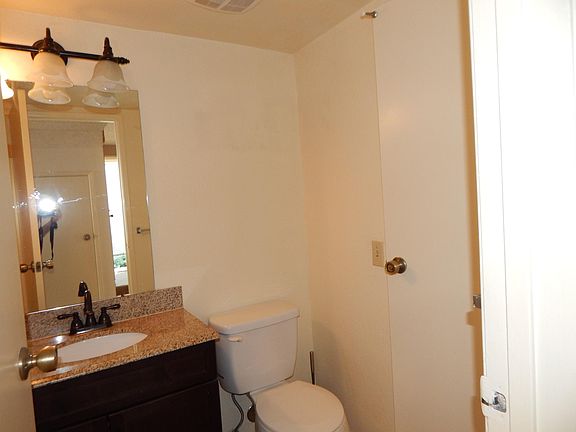 5th image of 10737 Esmeraldas Dr
