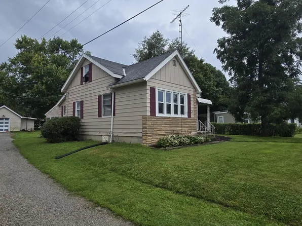 19220 Spring St, Wapakoneta, OH 45884