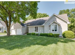 5742 Willow Ave, Raytown, MO 64133