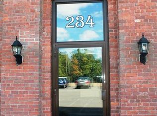 234 S Main St APT 304, Middletown, CT 06457