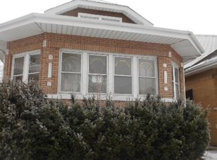 3713 Home Ave, Berwyn, IL 60402