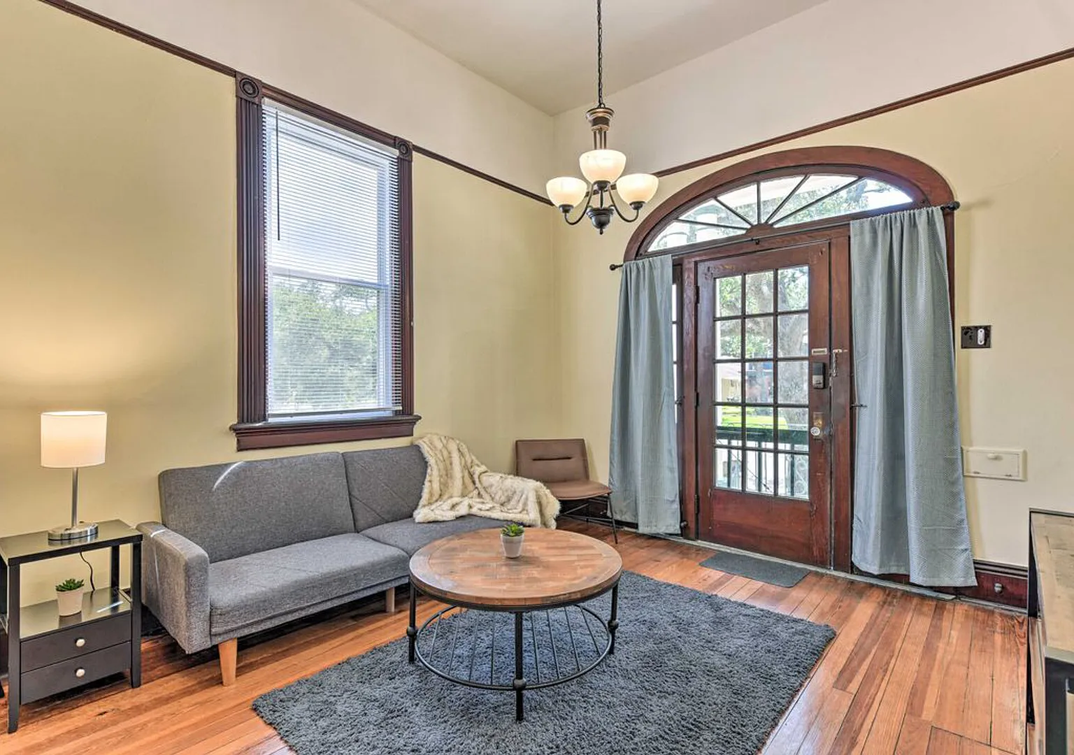 Historic Mid-City New Orleans Home — Photo 4