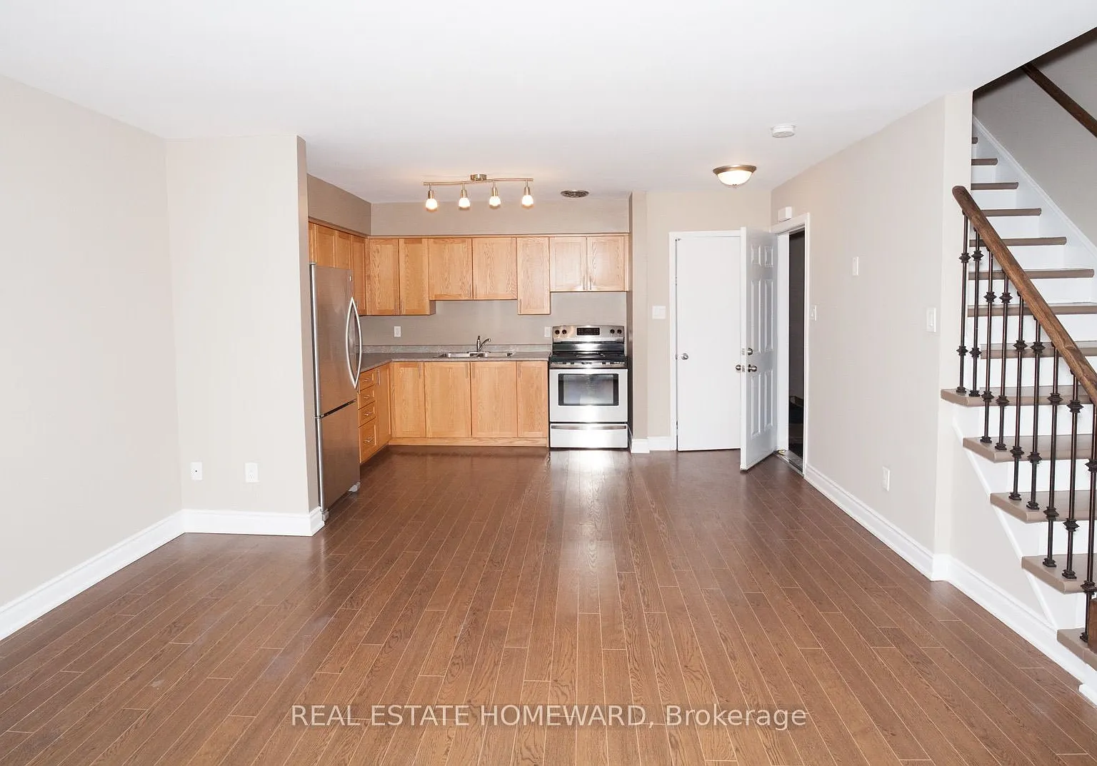2 bed, $2,450 — Photo 3