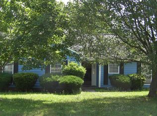 7406 Barn Stone Dr, Charlotte, NC 28227