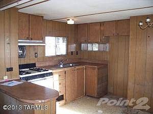 Breakfast Bar and Cabinets