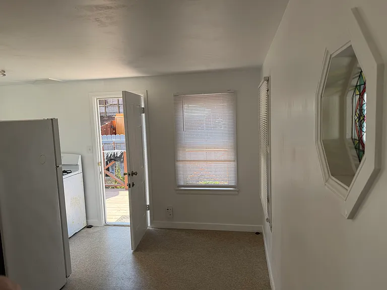 Alta Dr — Photo 3
