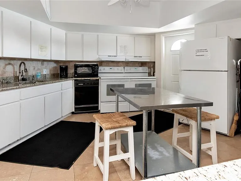 10351 Regal Dr #8 — Photo 35