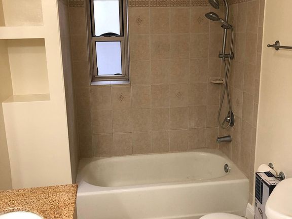 5th image of 70 S Munn Ave APT 407