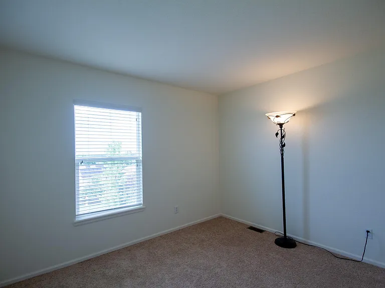5747 Jaguar Way — Photo 16