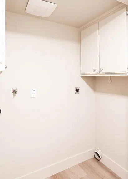 1900 Vine St #214 — Photo 14