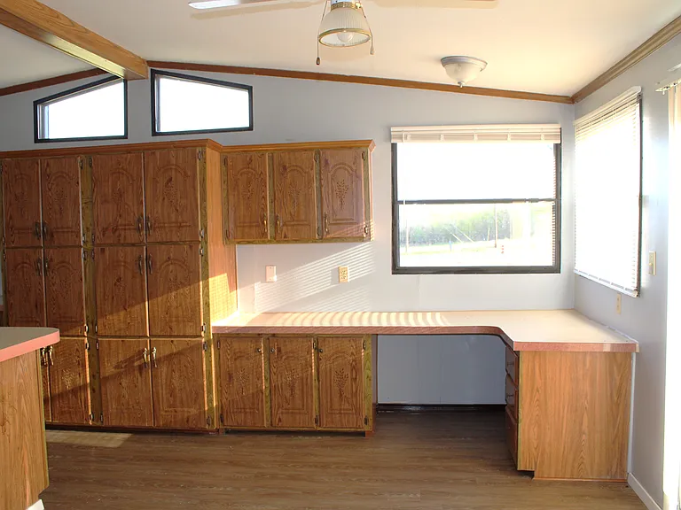 8644 Dustin Dr — Photo 11