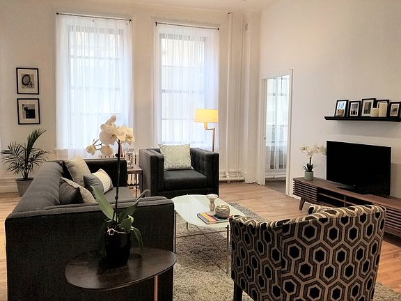 3rd image of 12 John St APT 12F