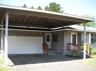1827 NE Crestview Pl, Newport, OR