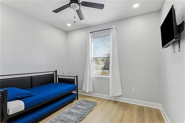 1415 Gordon St — Photo 12