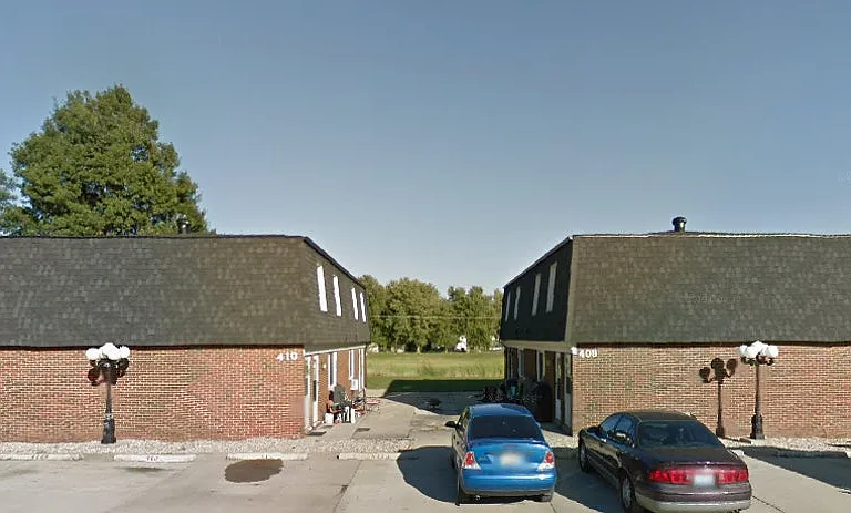 408 E Poos Dr #B — Photo 11
