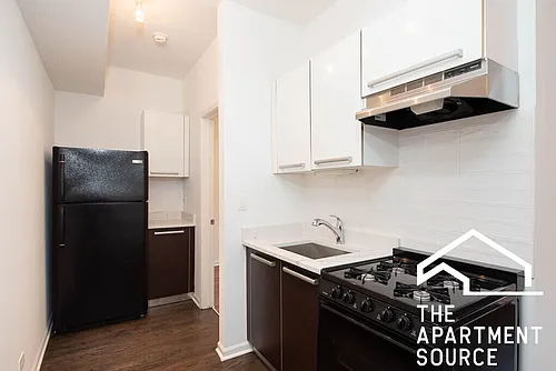 5054 N Winthrop Ave #208 Photo 1