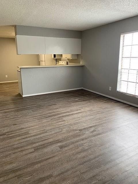 1st image of 3007 W Louisiana Ave