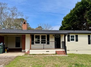 3675 Lake Carlton Rd, Loganville, GA 30052