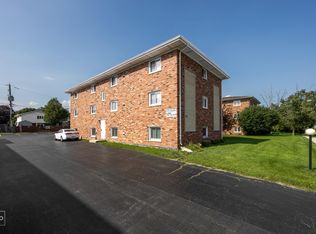 6315 Joliet Rd #202, La Grange, IL 60525